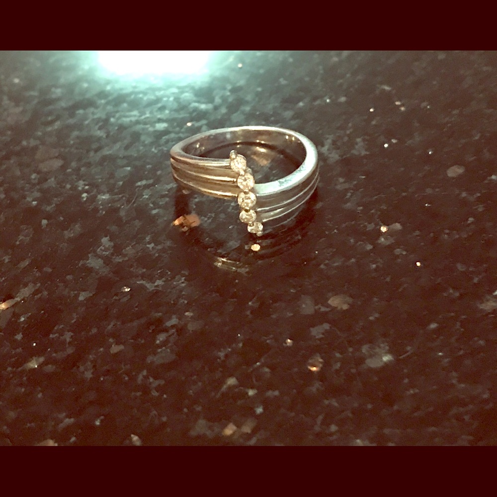 Kay Jewelers Journey ring with diamonds